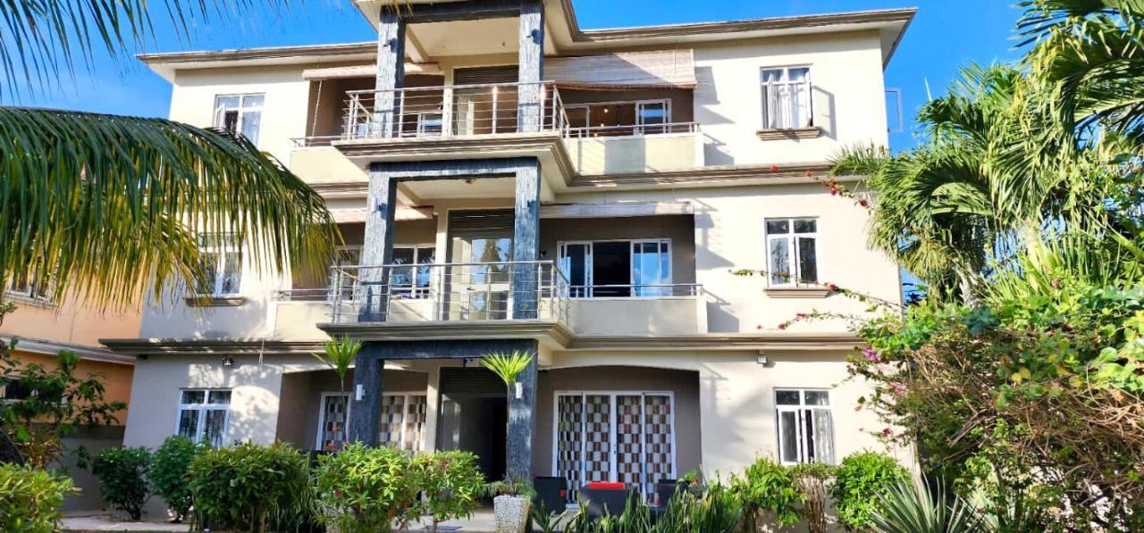 Appartamento Pebble Bay Garden View F3 Grand Baie Esterno foto